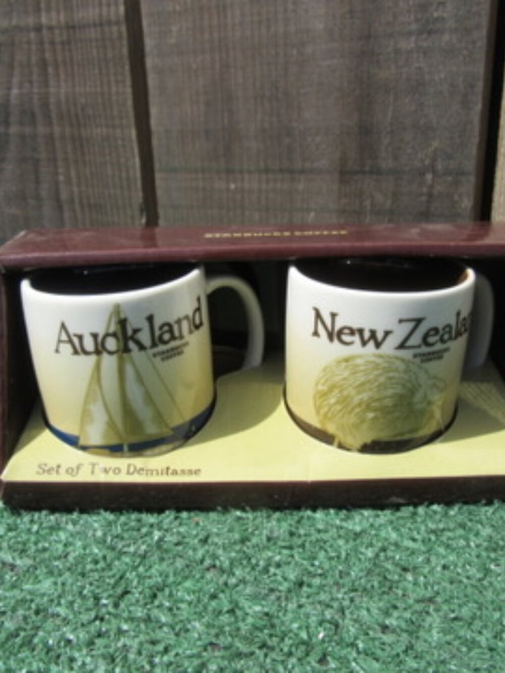 Set of 2 Brand New Starbucks Aukland New Zealand Demitasse 3 Fl Oz Espresso Mugs